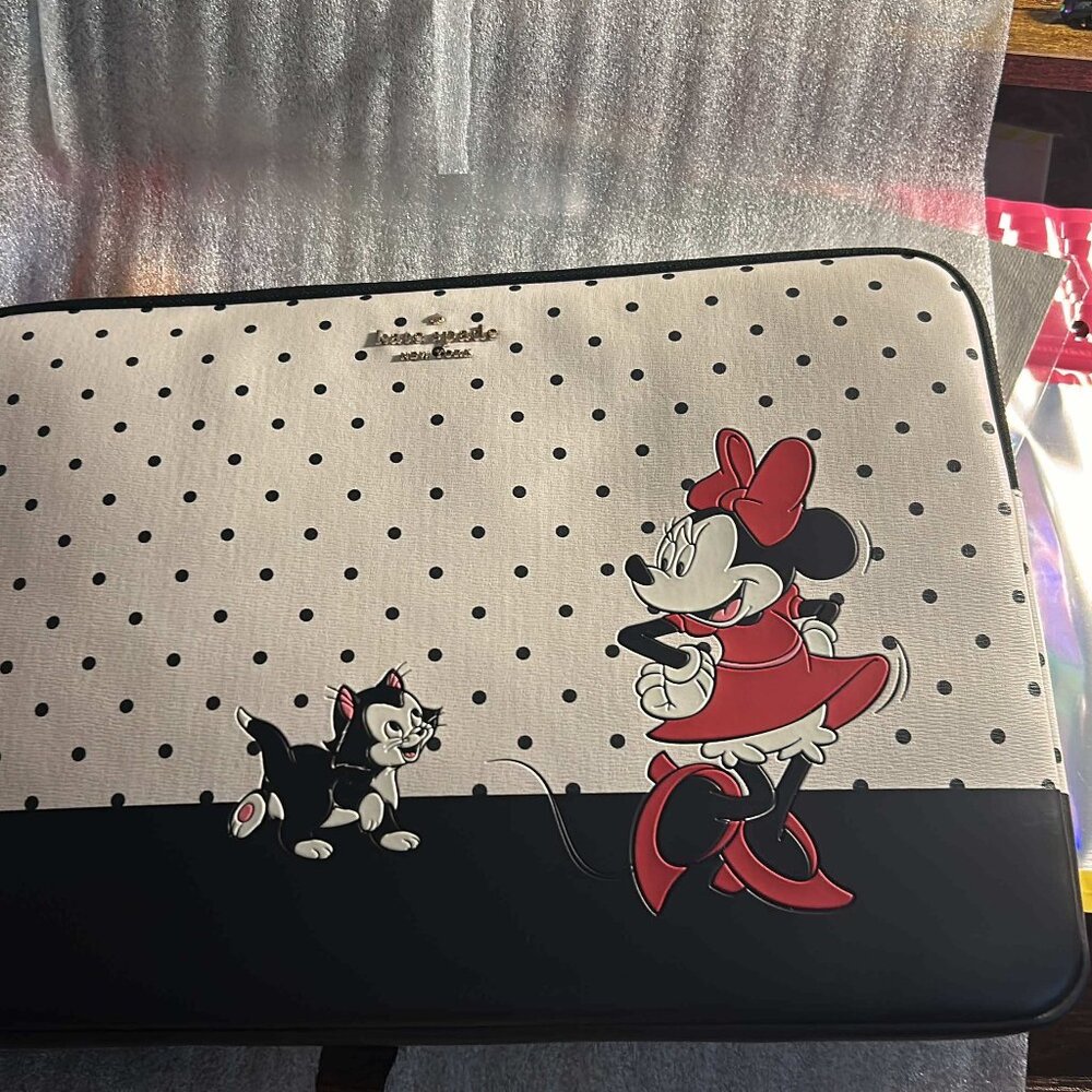 Kate Spade NY Disney x Minnie Mouse Figaro Cat Laptop/tablet sleeve - NEW W/tag - Picture 2 of 5